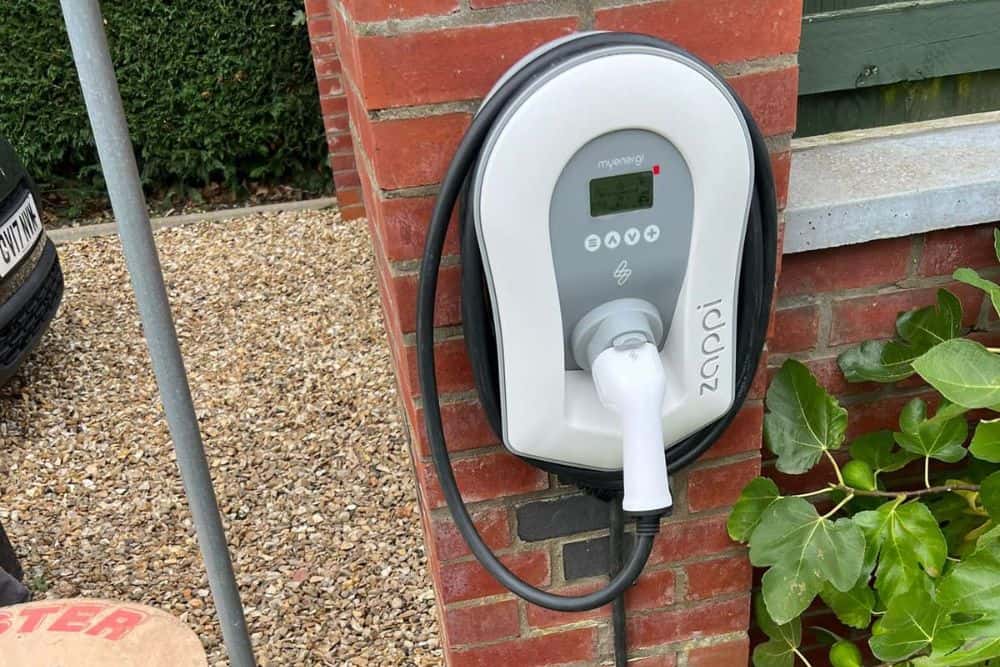The Benefits of Choosing Local Electrical Contractors for Your EV Charger Installation